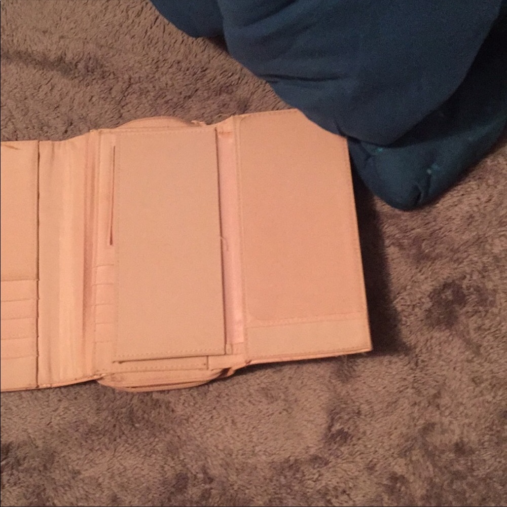 Wallet - Picture 3 of 4